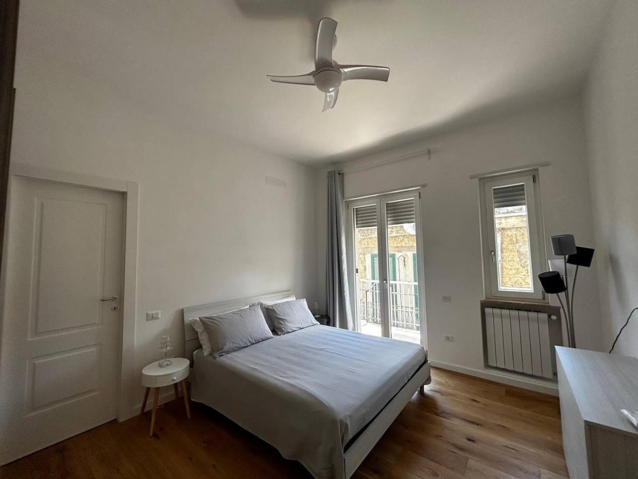 A Casa Di Roberta Apartment Salerno Exterior photo